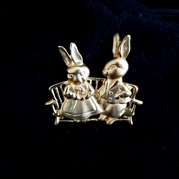 Jewelry - Male and Female Bunny on a  Bench Pin